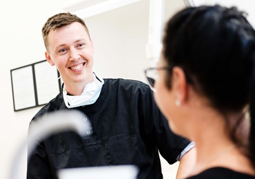 Professionalism in UK dentistry: the importance of context and judgement